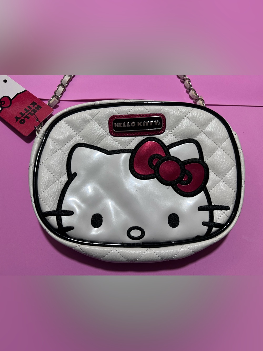 New with tag Hello Kitty Quilted White Purse Chain Silver Link